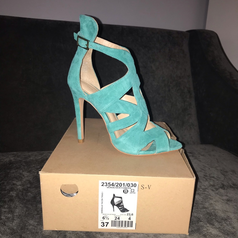 Zara Open Toe Green Heel 6.5
